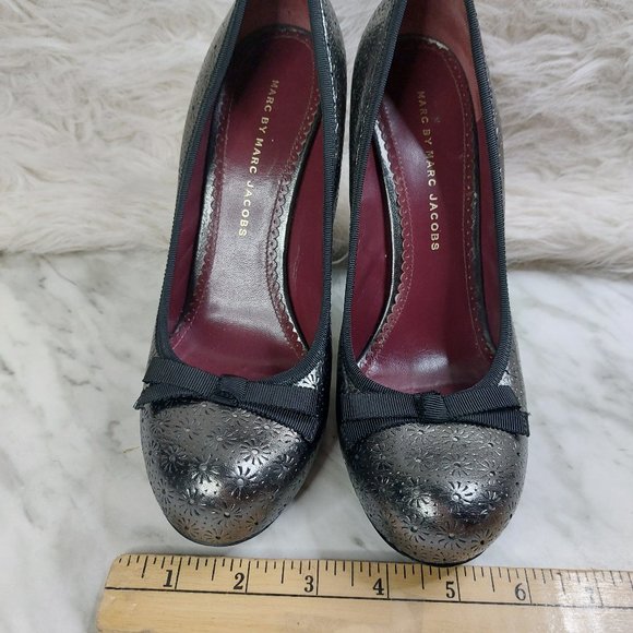 Mac by Marc Jacobs Women's Black Bow Metallic High Heel Leather Shoes EU 37.5 - Picture 2 of 8